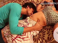 叔母, デカ尻, 日本人, 乳首, オマンコ, 靴下, おもらし, ペニスバンド