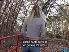 Blond, Lul, Kokhalzen, Spijkerbroeken, Likken, Kut duiken, Russisch, Tieten likken