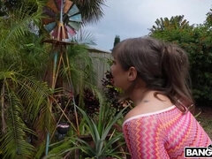 In den arsch, Arsch, Grosser arsch, Blasen, Braunhaarige, Interrassisch, Orgasmus, Pov