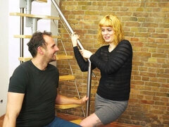 Amateur, Gros cul, Sucer une bite, En levrette, Seins naturels, Cheveux courts, Maigrichonne, Adolescente