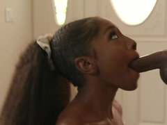 Grosse bite, Noire, Sucer une bite, Brunette brune, Noir ébène, Faciale, Adolescente, Nénés