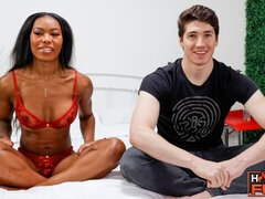 Dormitorio, Verga grande, Mamada, Estilo perrito, Ébano, Primera ves, Interracial, Flaco