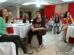 Leie, Blasen, Vollbusig, Selbstgemacht, Natürlichen titten, Orgie, Party