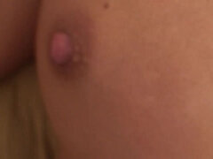 Rubia, Mamada, Polla, Estilo perrito, Penetracion con dedos, Lamidas, Tetas naturales, Tetas