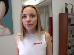 Blond, Pijpbeurt, Sperma shot, Handbeurt, Natuurlijk, Gezichtspunt, Tiener, Tieten likken