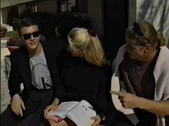 Gros seins, Blonde, Sucer une bite, Double pénétration, Groupe, Mère que j'aimerais baiser, Plan cul à trois, Nénés