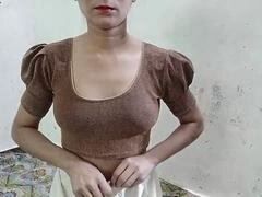 Amateur, Tante, Bisexuelle, Conversation vulgaire, Fait maison, Indienne, Chatte, Jarretelles