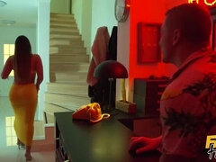 Gros cul, Hd, Fille latino, Mère que j'aimerais baiser, Chevaucher, Maigrichonne, Gicler, Plan cul à trois