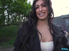 Nana, Gros seins, Brunette brune, Bâillonner, Fille latino, De plein air, Chatte, Pute