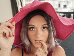 Grosser arsch, Blasen, Schwanz, Hundestellung, Natürlichen titten, Rasiert, Jungendliche (18+), Titten