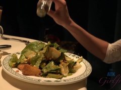 Zwart, Bruinharig, Vriendin, Gezichtspunt, Geschoren, Roken, Lang, Onder de rok