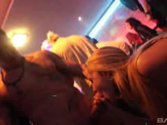 Morena, Loco, Corridas, Polla, Europeo, Fetiche, Grupo, Realidad