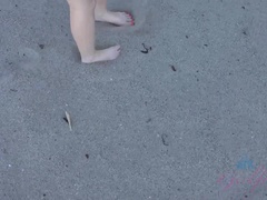 Бикини, Минет, Эксгибиционист, Подружка, От первого лица, Киски, Курящие, Сиськи