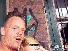 Blondine, Hd, Im freien, Piercing, Pov, Öffentlich, Realität, Schreiend