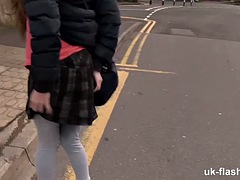 イギリス人, フェティッシュ, 露出狂, アウトドア, 公共, 剃毛, ガリガリ, オッパイの