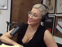 Culo, Chica, Tetas grandes, Tetona, Madres para coger, Estrella porno, Cabello corto, Tetas