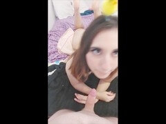 Amateur blowjob, blowjob feet up, garganta profunda