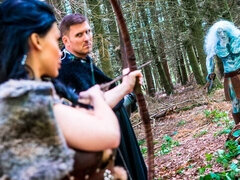 Arsch, Blasen, Braunhaarige, Kino, Hundestellung, Im freien, Rasiert, Titten