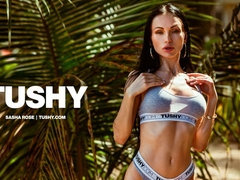 Blondine, Blasen, Hundestellung, Flotter vierer, Dürr, Entkleiden, Titten, Spielzeuge