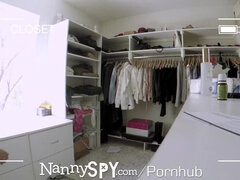 Kinderhüterin, Blasen, Braunhaarige, Vollbusig, Spermaladung, Schwanz, Hd, Realität