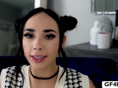 Grote mammen, Pijpbeurt, Bruinharig, Diep in de keel, Hardcore, Ondergoed, Masturbatie, Tiener