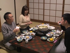 Asiatisch, Arsch, Vollbusig, Schwanz, Hardcore, Japanische massage, Stiefmutter, Titten