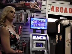 In den arsch, Grosser schwanz, Grosse titten, Blasen, Vollbusig, Aufs gesicht abspritzen, Interrassisch, Pornostars