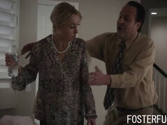 Americano, Asiático, Bisexual, Negro, Morena, Interracial, Pequeña, Tabú