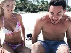 Leie, Strand, Bikini, Blondine, Sperma im mund, Rasiert, Ablutschen, Jungendliche (18+)