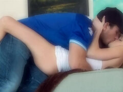 Blondine, Hochschule, Aufs gesicht abspritzen, Handjob, Hardcore, Küche, Im freien, Hintern versohlen