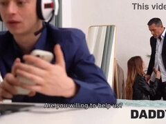 茶髪の, 浮気者, 爸, 彼女, ハンガリー人, オマンコ, 剃毛, ヤリマン