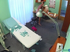 Ванна, Кончили внутрь, Доктор, Лизание, В офисе, Киски, Лизание жопы, Туалет