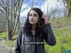 素人, アメリカ人, フェラチオ, 茶髪の, アウトドア, ピアス, 公共, オッパイの