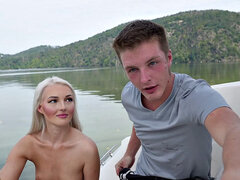 18 jahre, Blondine, Gehörnter ehemann, Im freien, Pov, Muschi, Jungendliche (18+), Titten