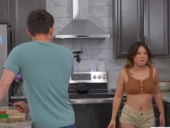 Asiatique, Grosse bite, Sucer une bite, Chinoise, En levrette, Hard, Hd, Adolescente