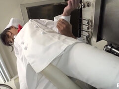 Asiatisch, Blasen, Japanische massage, Lecken, Muschi, Hintern versohlen, Weibliche ejakulation, Uniform