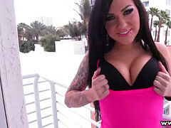 Verga grande, Mamada, Gotica, Pajear, Pov, Tatuaje, Adolescente