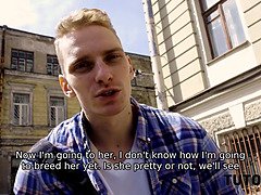 Sucer une bite, Brunette brune, Attrapée, Mamie, Mature, Russe, Seins flasques, Professeur