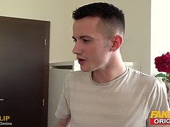 Cheating sex with Girlfriends Italiano Young Sister