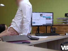 18, チェコ, ハードコア, Hd, オフィス, オマンコ, タトゥー, ティーン