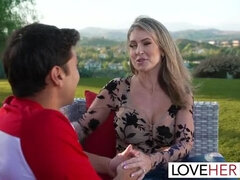 Tetas grandes, Mamada, Pies, Penetracion con dedos, Hd, Desnudo, Al aire libre, Dolor