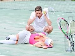 Жопа, Большие сиськи, Блондинки, Пальцем, Поцелуи, Мастурбация, Милф, Юбки