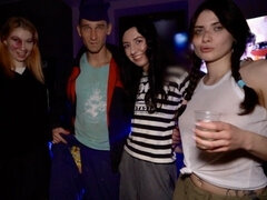 フェラチオ, イく瞬間, バック, グループ, パーティ, ロシア人, 剃毛, 生徒