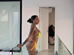 Ebony Interracial Orgy: 10 Huge Tits and Asses Crave 4 Massive Cocks