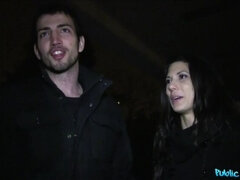 Enthousiasteling, Stel, Sperma shot, Hondjeshouding, Sperma in gezicht, Buiten, Gezichtspunt, Openbaar