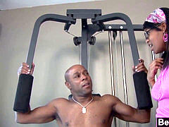 Gros cul, Grosse bite, Noire, Faciale, Lunettes, Gode énorme, Monstre, Adolescente