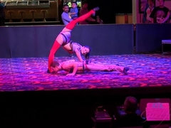 Leie, Bad, Freundin, Zierlich, Piercing, Muschi, Dürr, Abendanzug