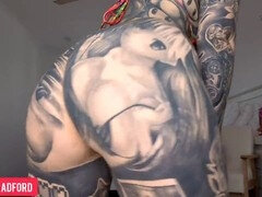 Leie, Grosser arsch, Bikini, Selbstgemacht, Lingerie, Reif, Milf, Stiefmutter