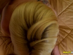 Leie, Blondine, Blasen, Spermaladung, Aufs gesicht abspritzen, Masturbation, Weibliche ejakulation, Hure