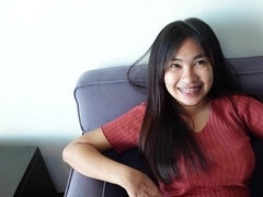 18 ans, Asiatique, Sucer une bite, Mignonne, Interracial, Chatte, Adolescente, Thaïlandaise